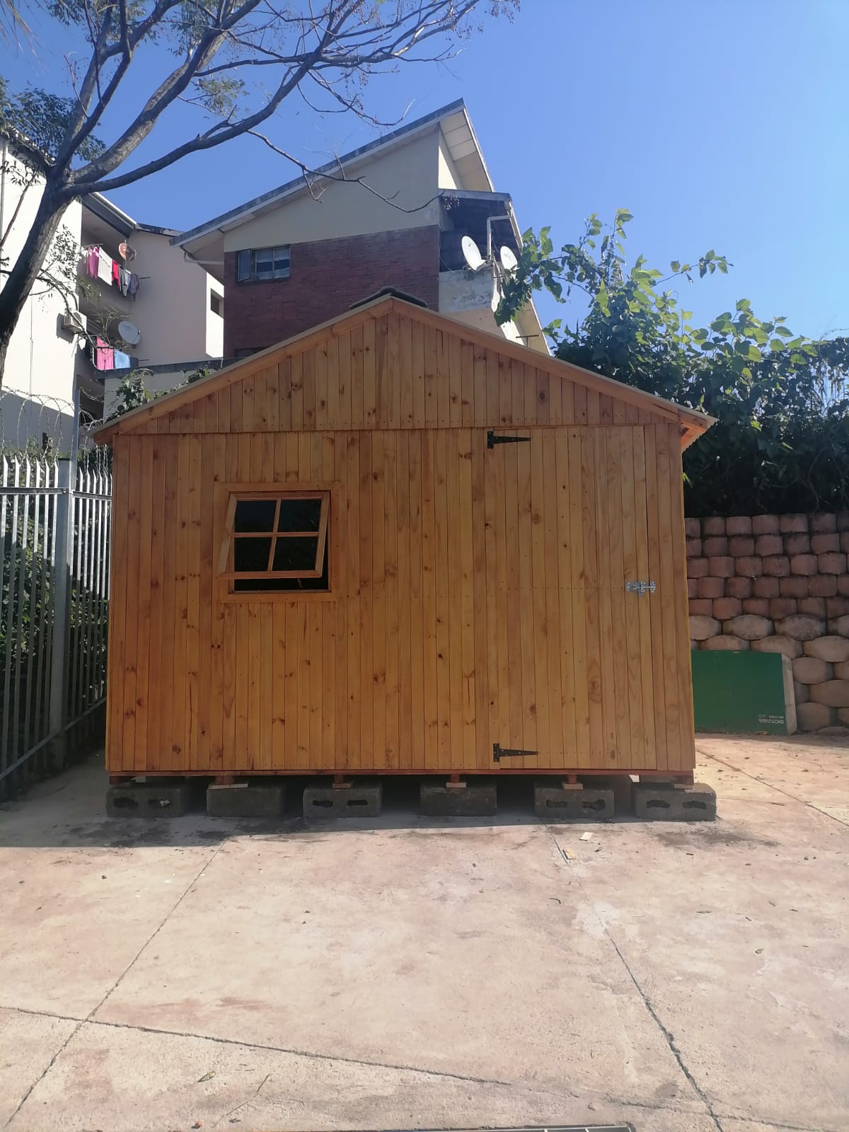 Large Wendy House